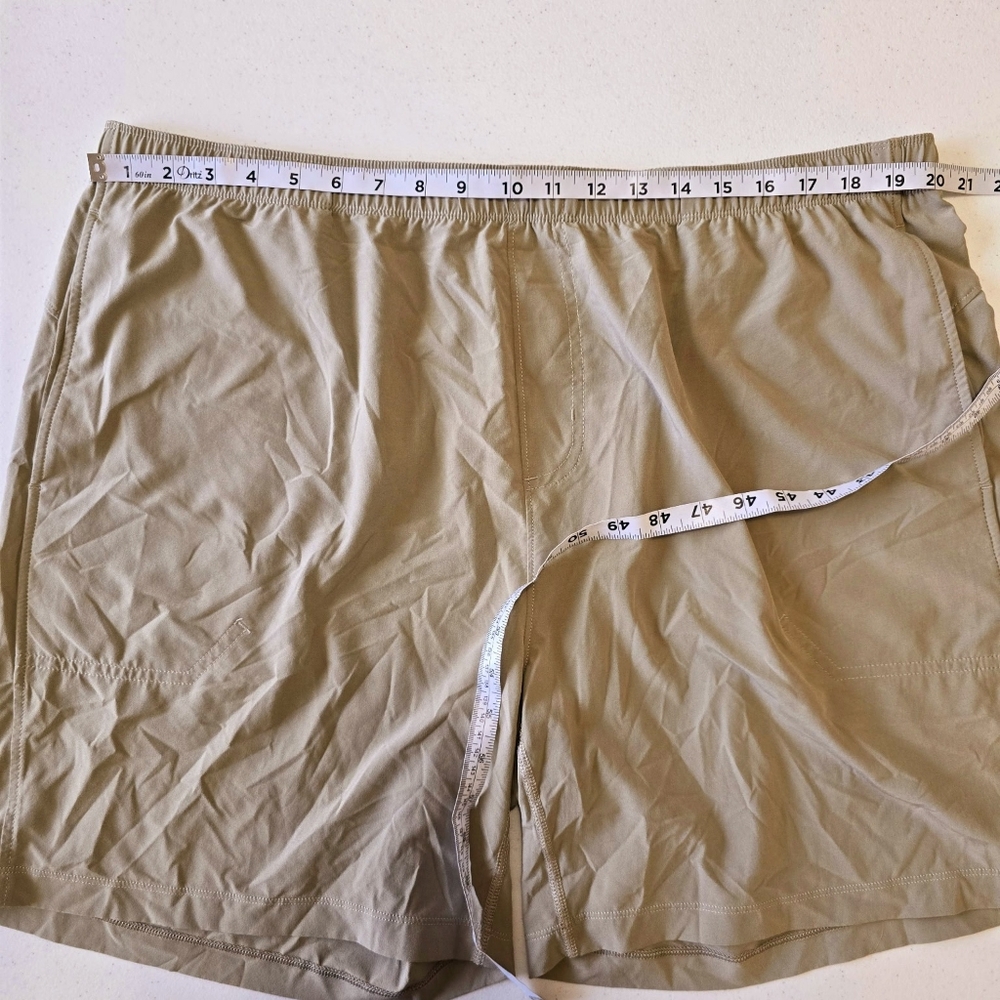 Rhone Essentials 7" Shorts Light Khaki Tan Men's XXL Activewear Outdoor - Picture 10 of 11